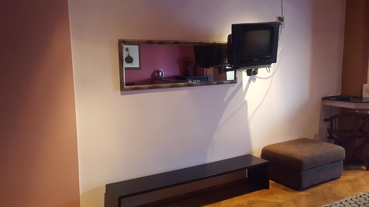 Hospitality Centrum - Magheru Bukares Bagian luar foto