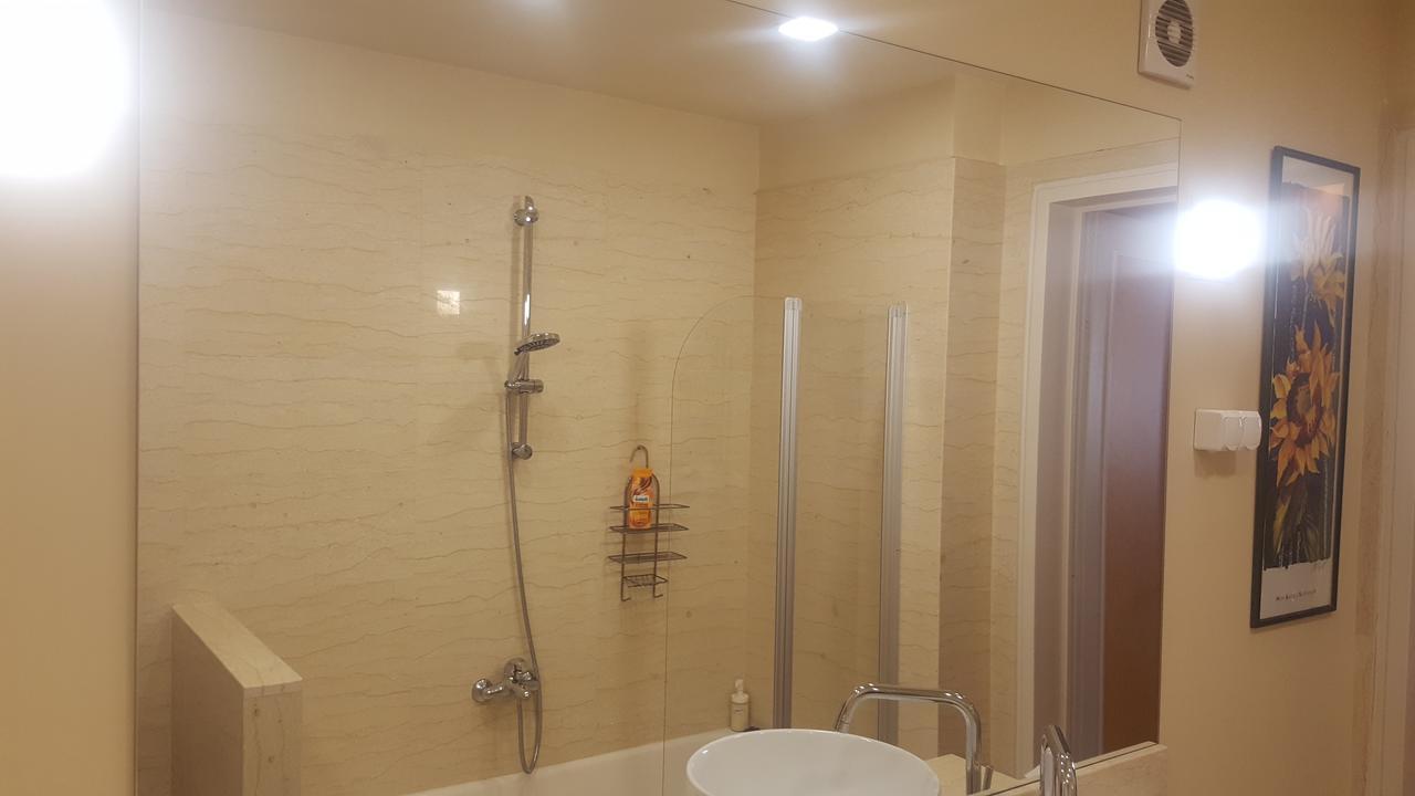 Hospitality Centrum - Magheru Bukares Bagian luar foto